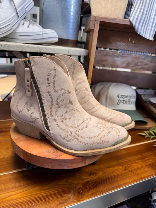 Very G Tazz Tan Cowboy Ankle Boot