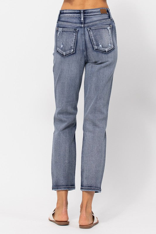Judy Blue High Rise Medium Wash Destroyed Boyfriend