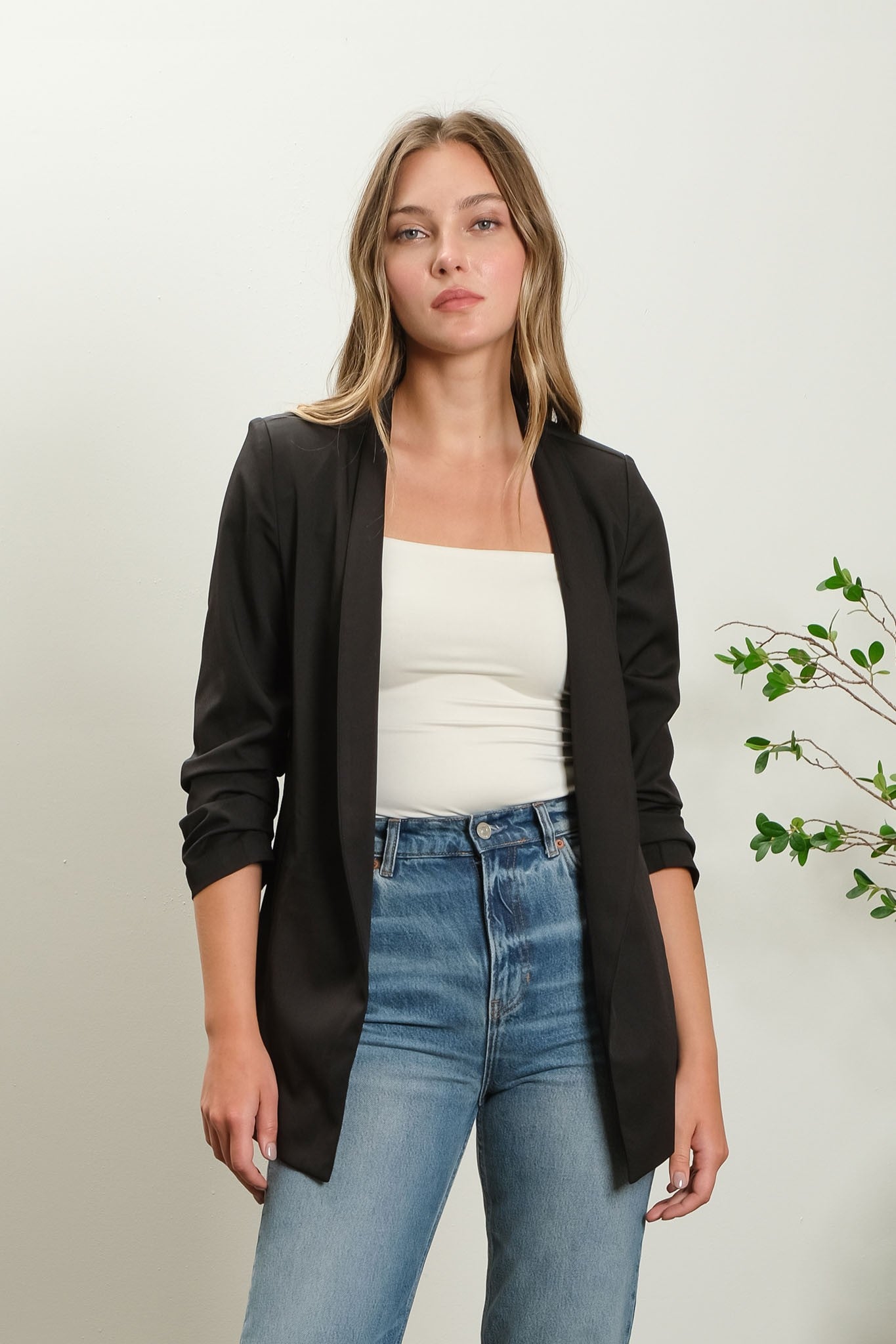 Black Collarless 3/4 Ruched Sleeve Longline Blazer