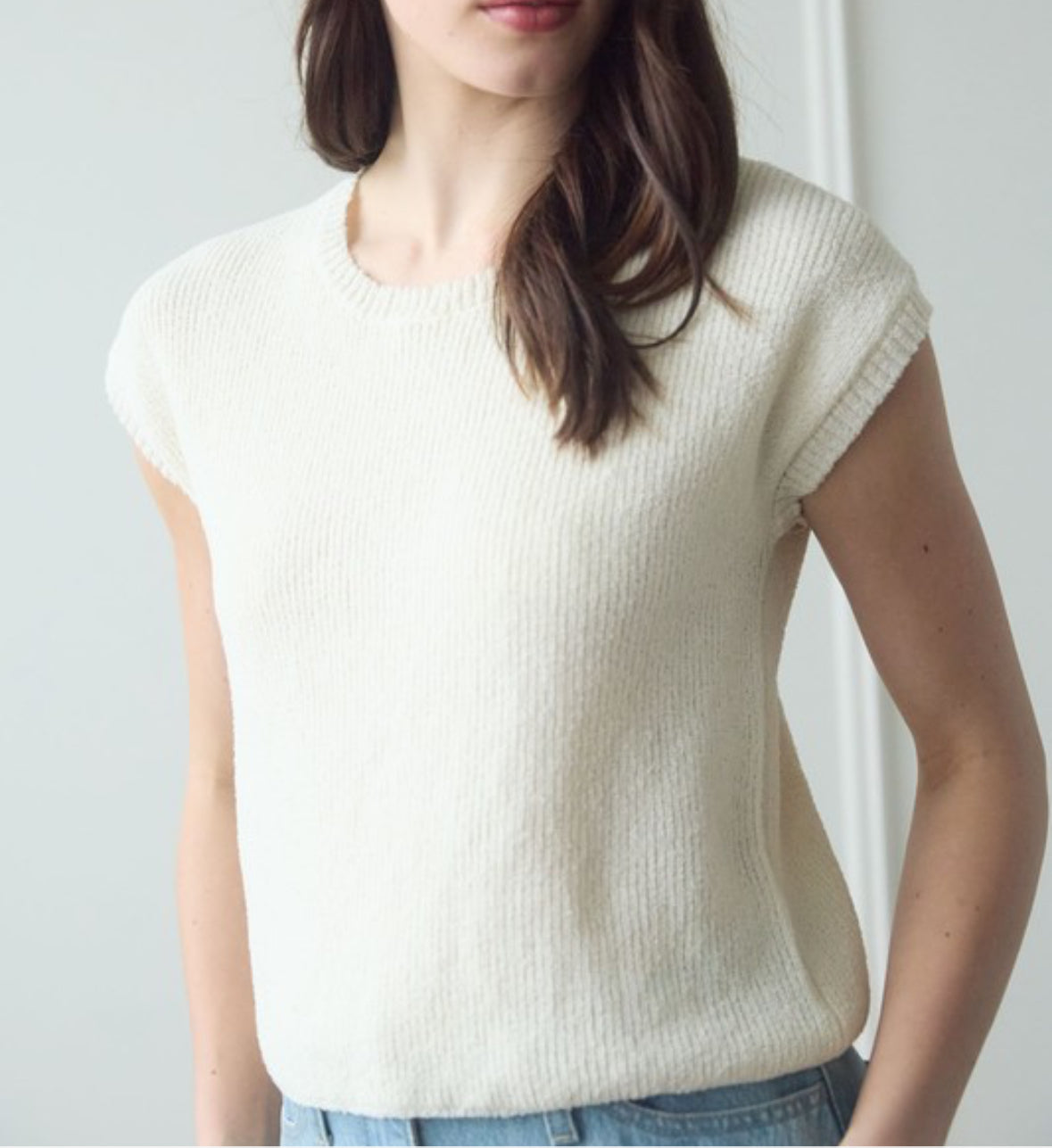 Cream Short Sleeve Sweater w/Sheer Bow Top