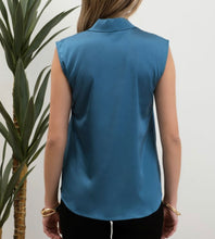 Load image into Gallery viewer, Teal Satin Collared Sleeveless Blouse