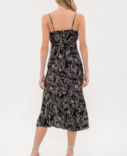 Load image into Gallery viewer, Black Leaf Print Sleeveless Dress w/ Back Tie