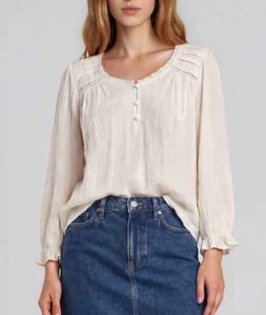 CREAM CROCHET TRIM V-NECK 3/4 SLEEVE