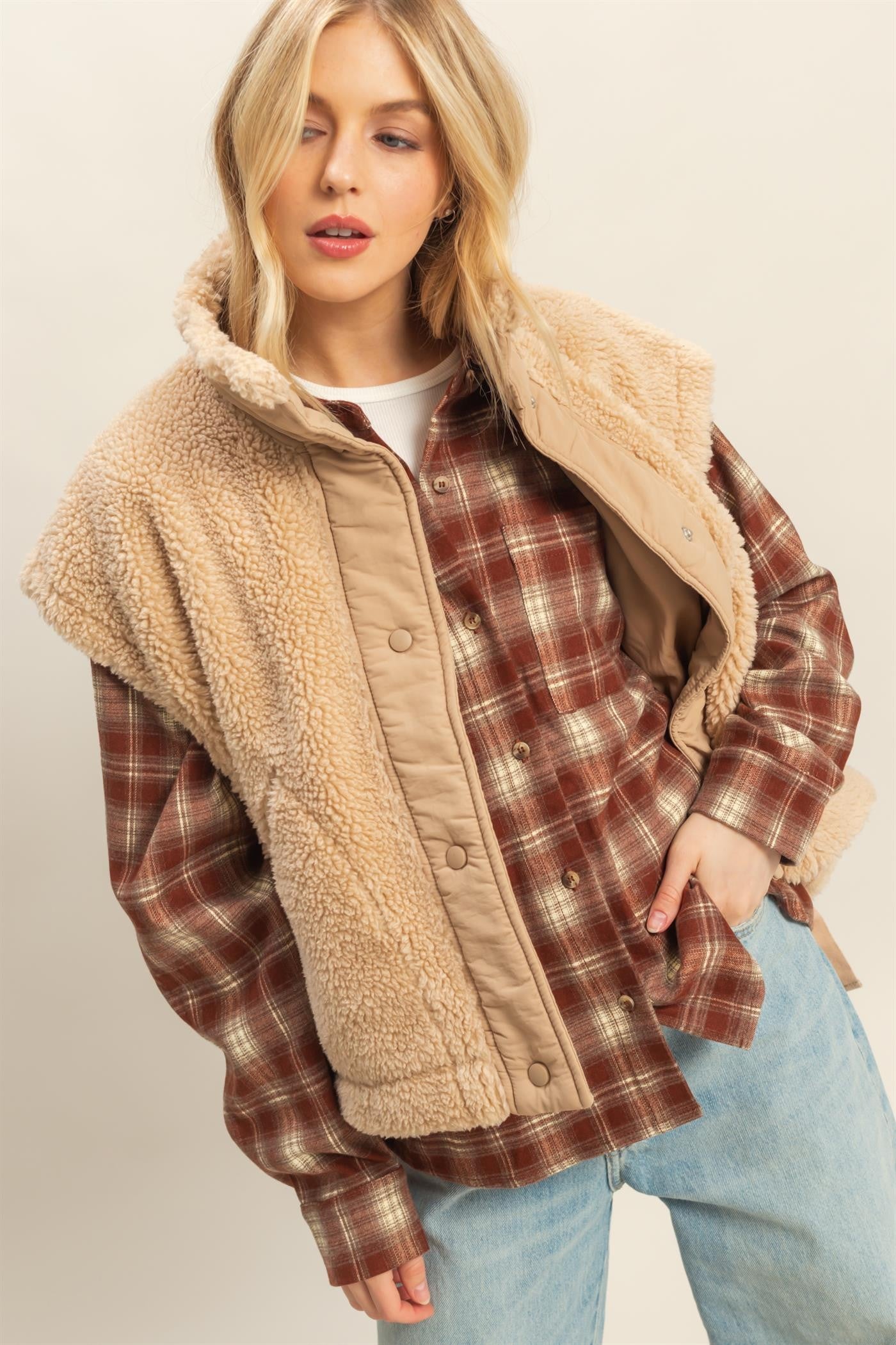 Tan Cozy Sherpa Vest With Tie-up Side